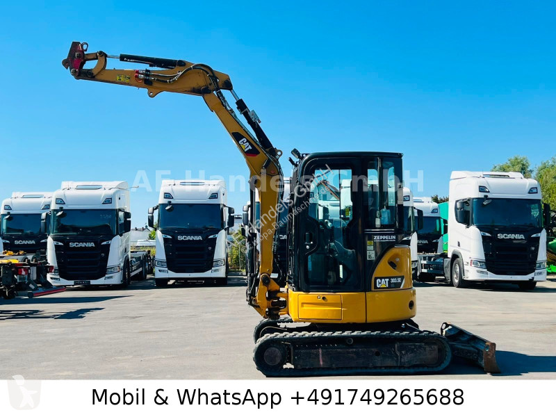 جرافة Caterpillar E...
