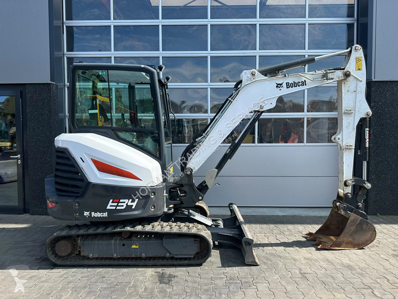 جرافة Bobcat E34