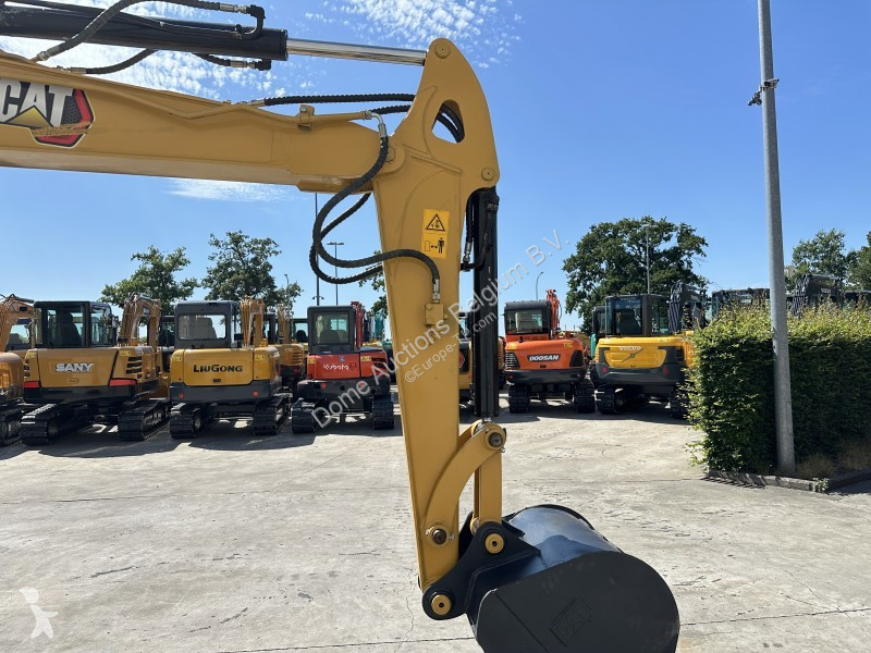 Rýpadlo Caterpillar 5E2
