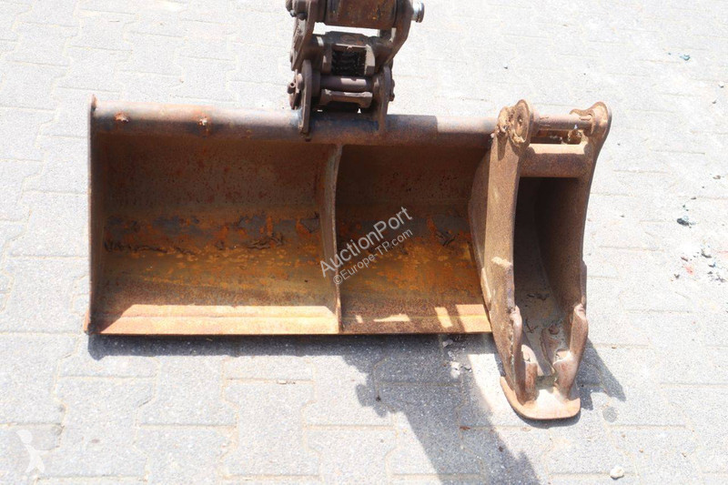 جرافة Hyundai R18-9AK