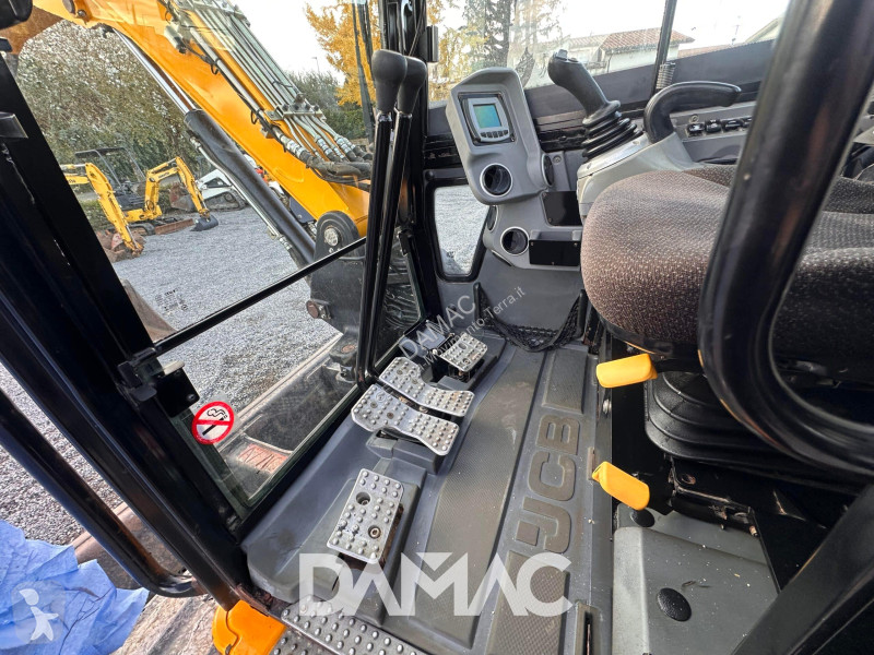 Escavatore JCB 85Z-1