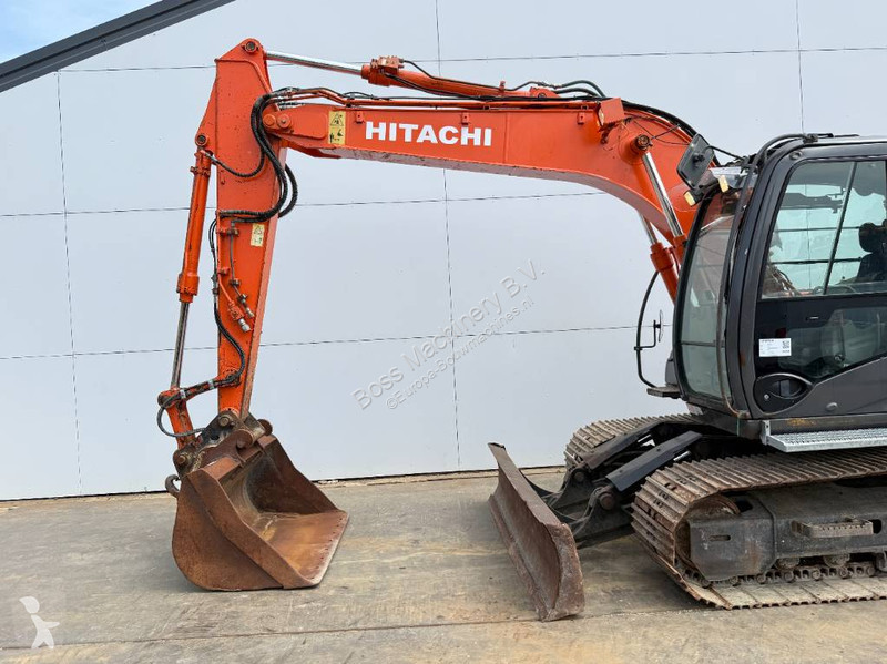 جرافة Hitachi - Hammer Lines / Quick Coupler