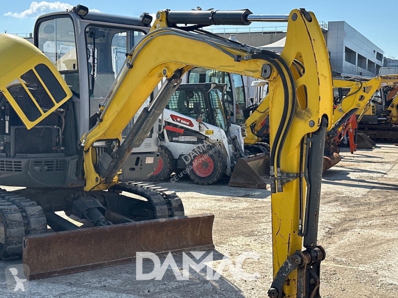 جرافة Wacker Neuson