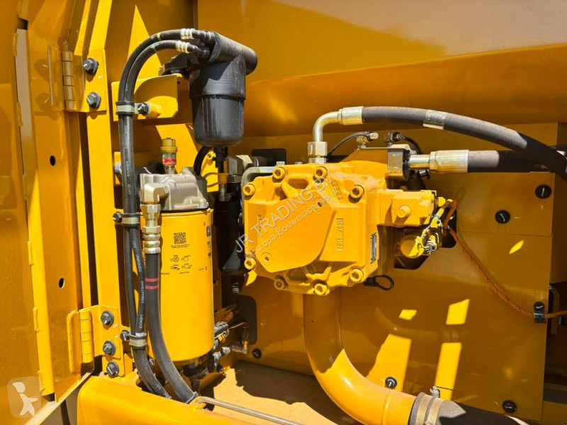 Rýpadlo Caterpillar 324