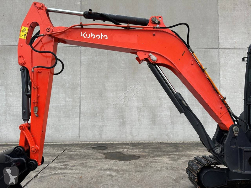 Pelle Kubota KX165-5