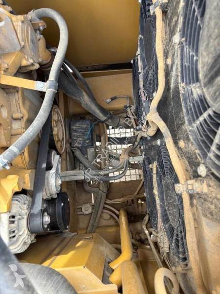Escavatore Caterpillar 320