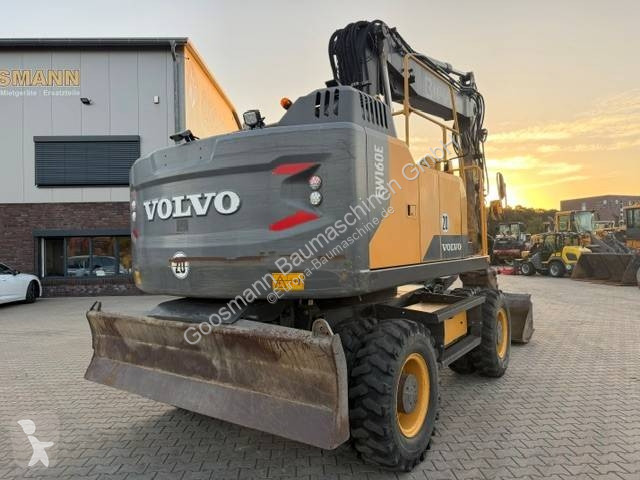 Skovl Volvo E