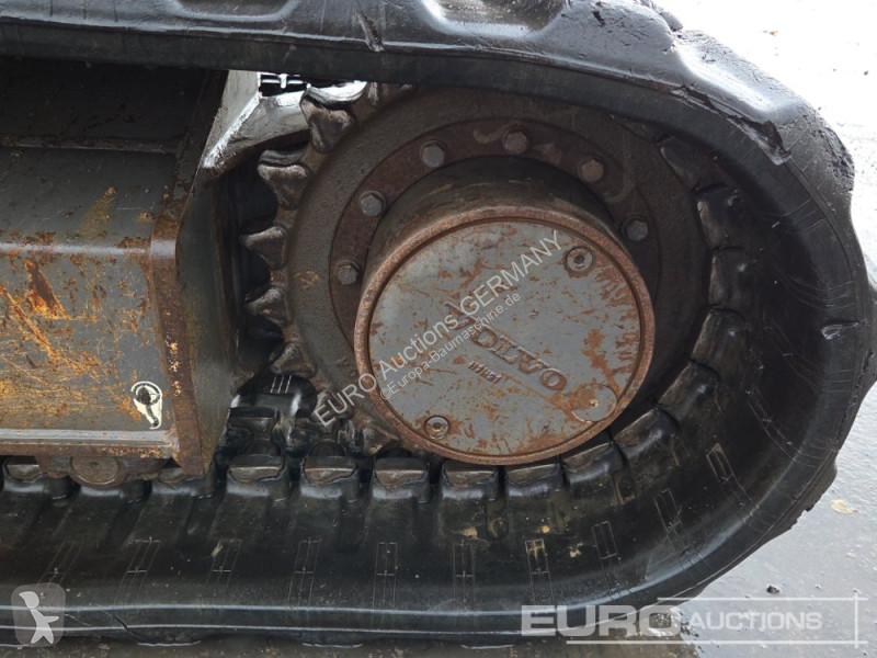 جرافة Volvo