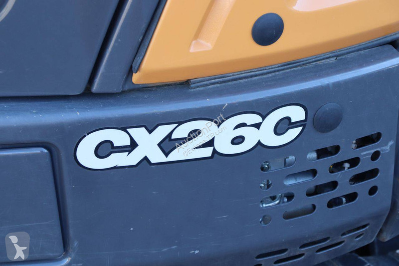 Lopatový nakládač Case CX26C