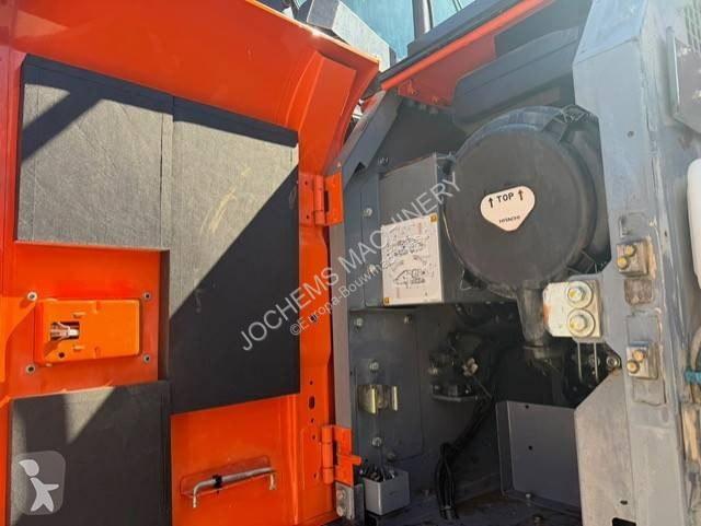 Excavator Hitachi LC6