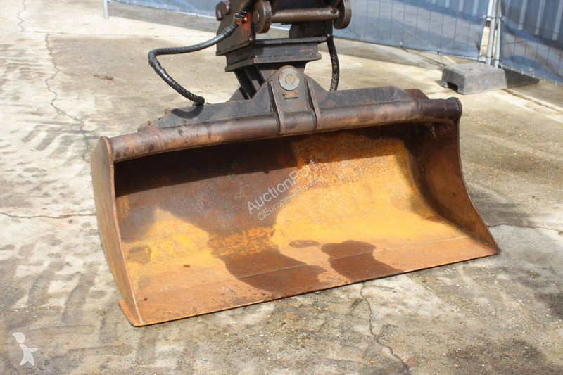 Excavadora Hitachi