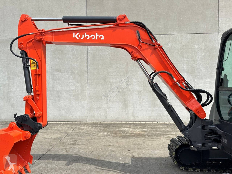 Excavadora Kubota KX155-3SZ