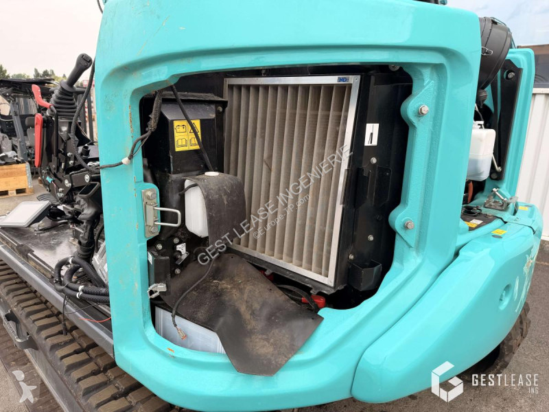 Excavadora Kobelco  SK75SR-7