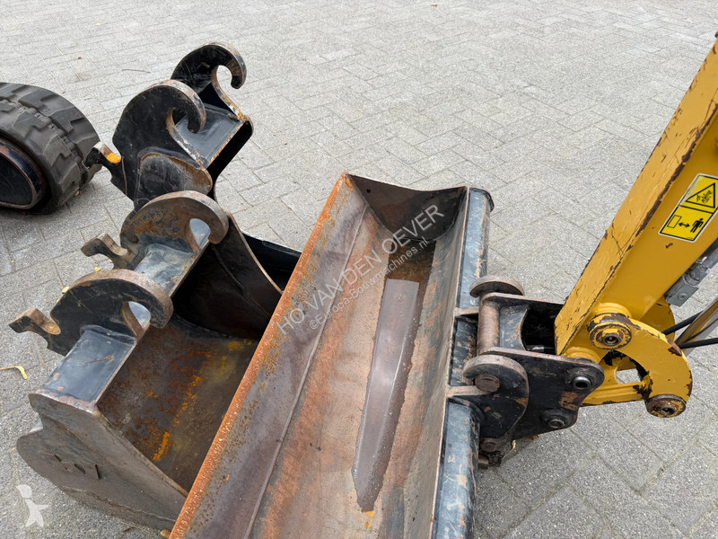 Pelle Caterpillar 30205CR