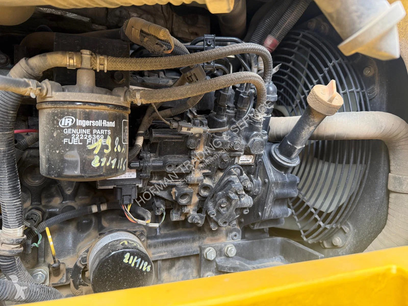 Багер Komatsu PC55MR-5
