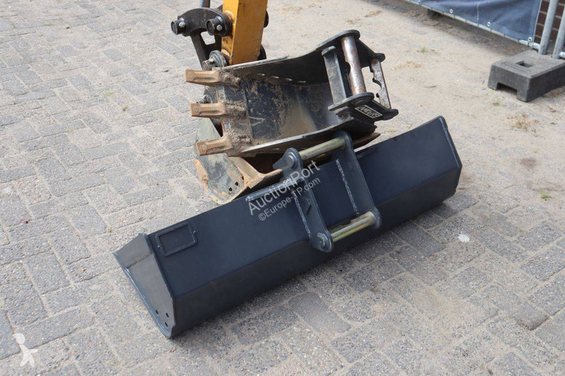 Екскаватор Sany SY26U
