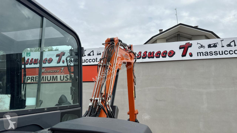 Екскаватор Hitachi ZX65USB-5 CLR