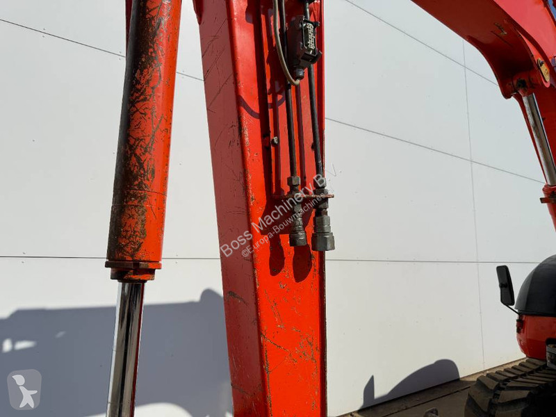 Graafmachine Kubota - Quick Coupler / Hammer Lines