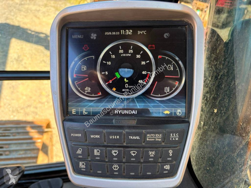 Экскаватор Hyundai