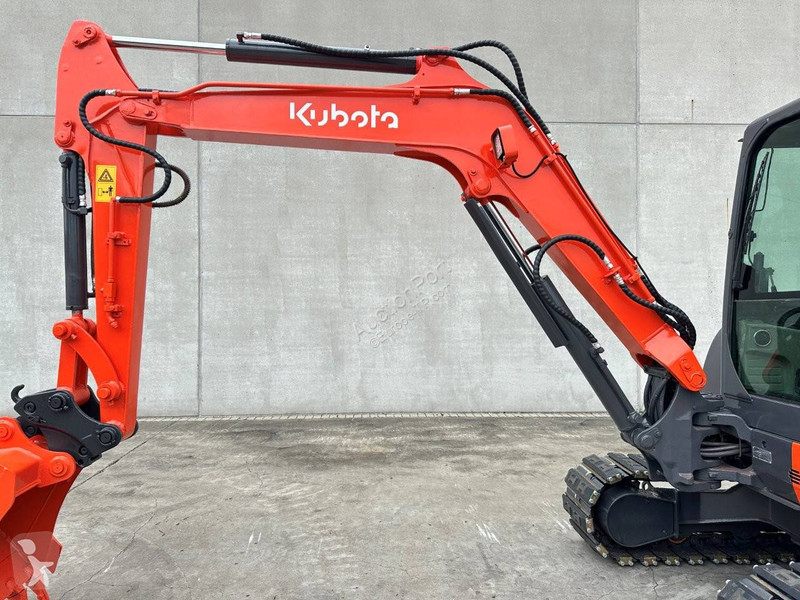Экскаватор Kubota SZ
