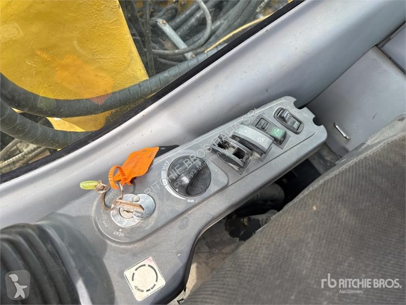 Escavadora Komatsu Wheel Excavator