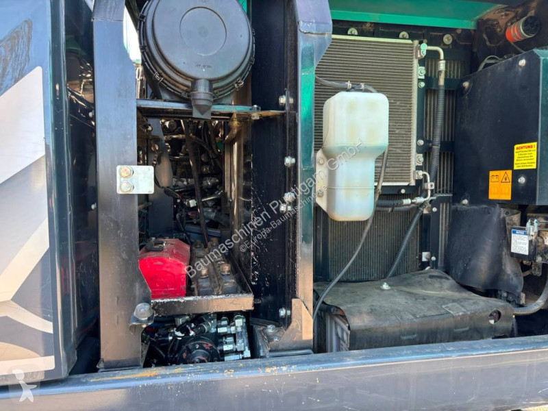 جرافة Kobelco SK 130 LC-11