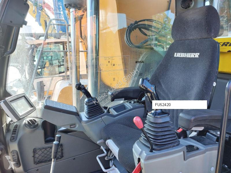 جرافة Liebherr LC