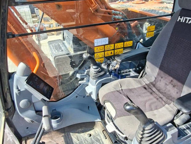جرافة Hitachi 0LCN-7