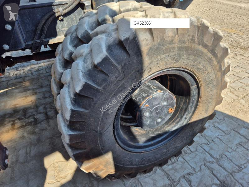جرافة Hitachi ZX220W-7