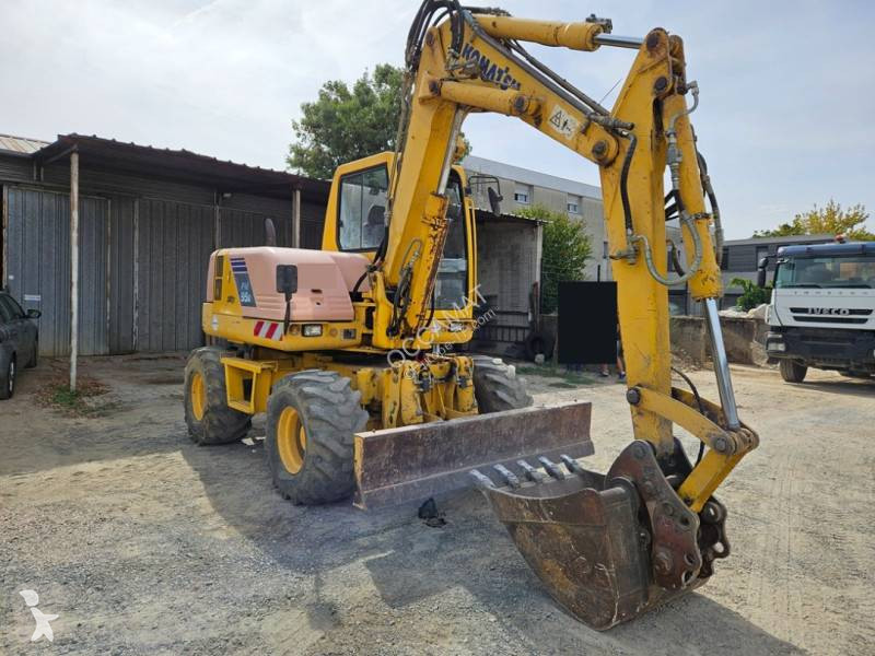 جرافة Komatsu PW 95 R