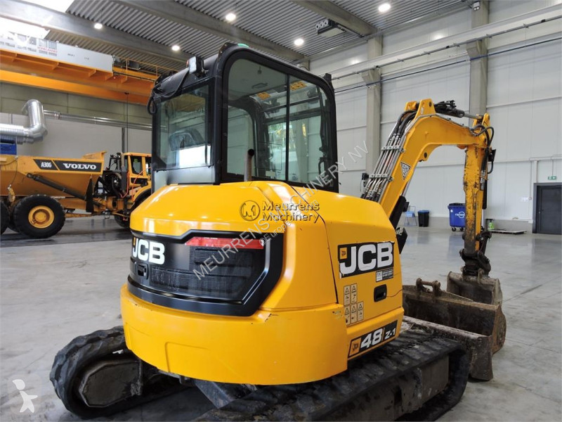 جرافة JCB