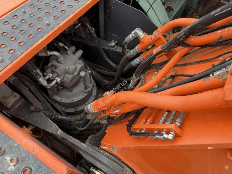 جرافة Hitachi
