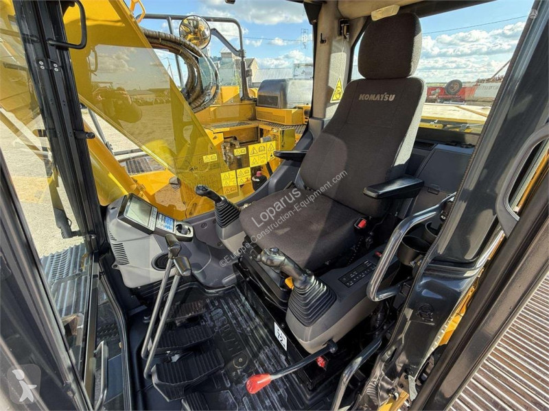 جرافة Komatsu PC 138 US-11