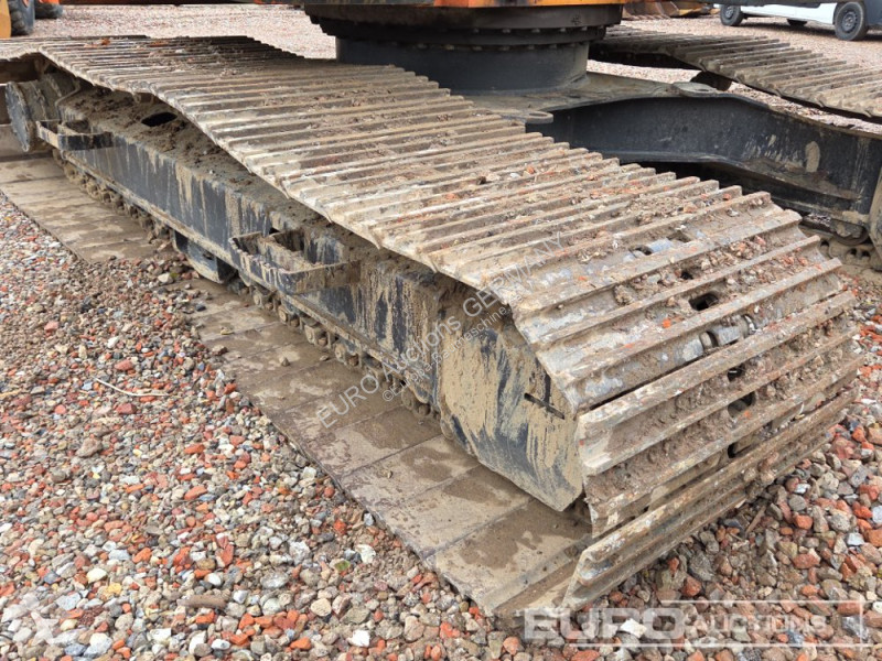 Escavadora Hitachi