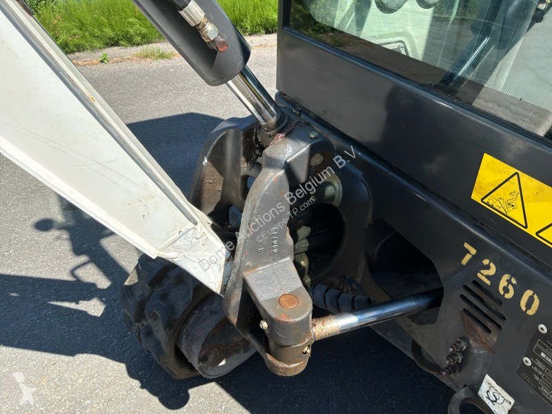 Pelle Bobcat E20Z
