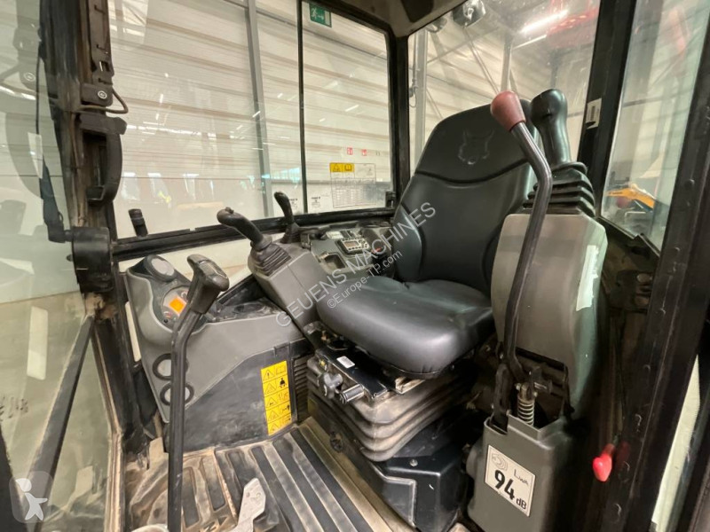 Skovel Bobcat 35z