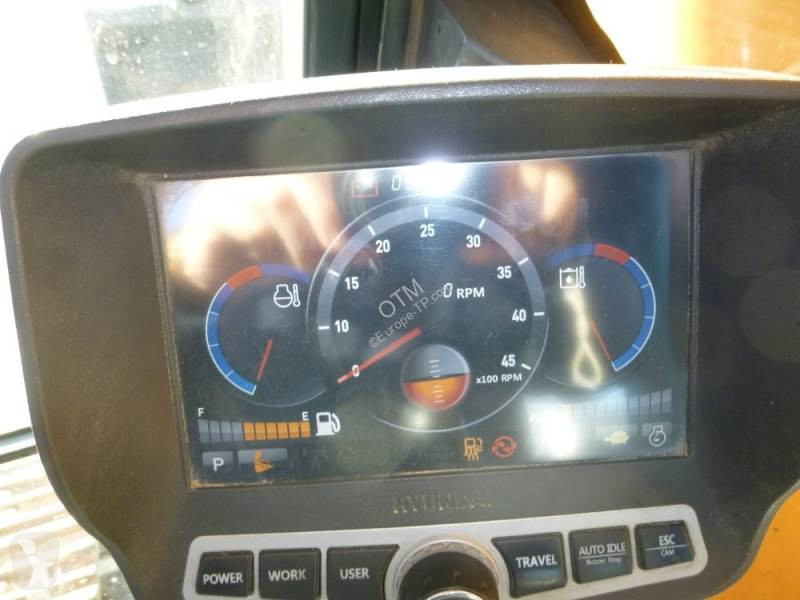 Pelle Hyundai 330LC-9A