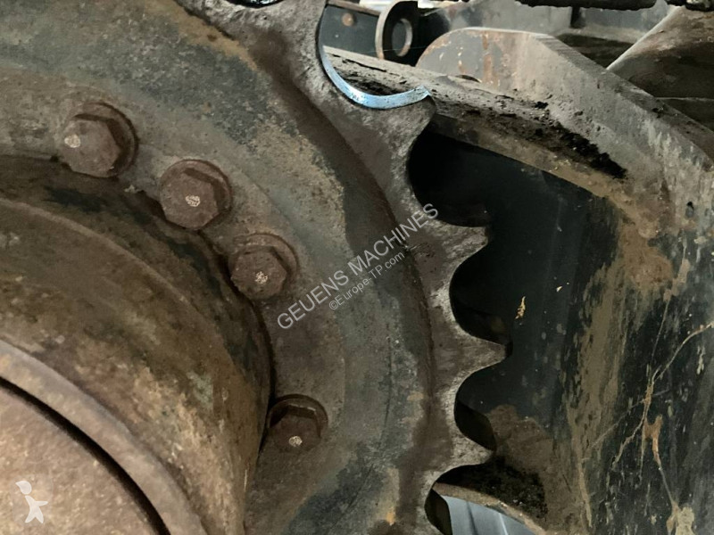 Экскаватор Komatsu MR3
