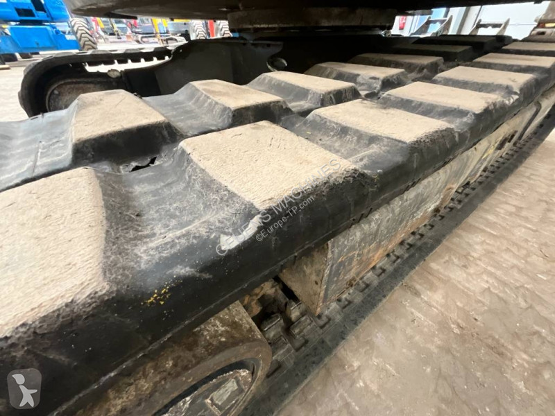 Lopatový nakládač Yanmar Vio 57-U
