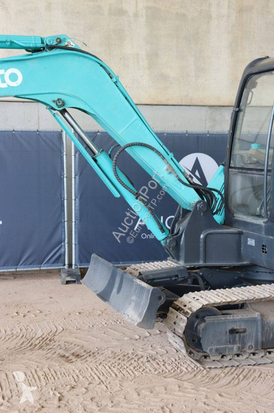 Pelle Kobelco C