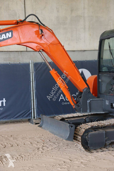 Pelle Doosan DH55