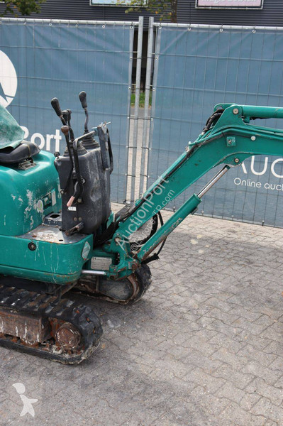 Pelle Hitachi YSR