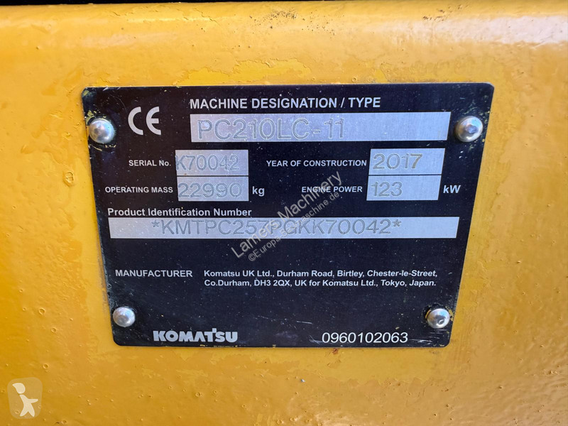 Багер Komatsu PC 210-11 .