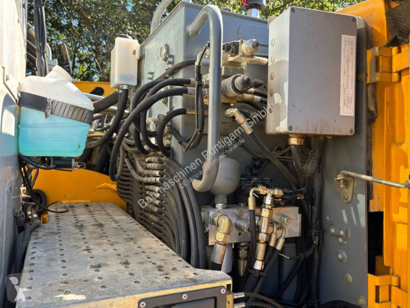 Pelle Liebherr R 317