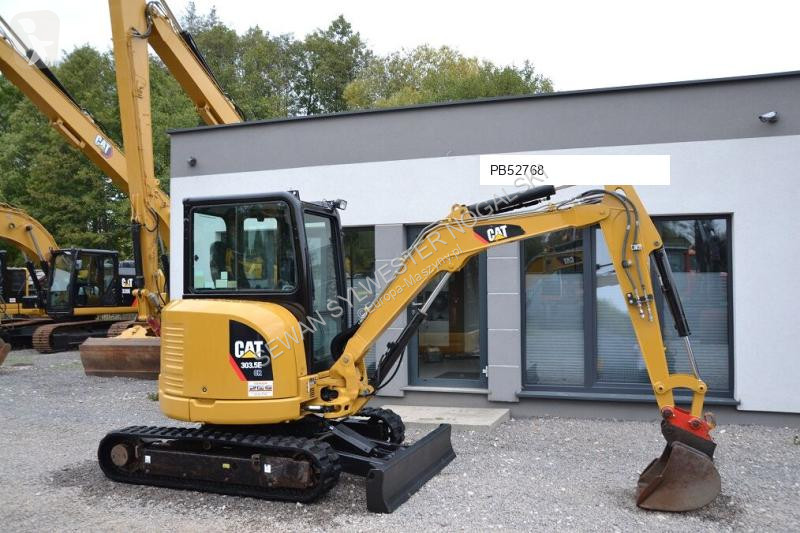 Багер Caterpillar