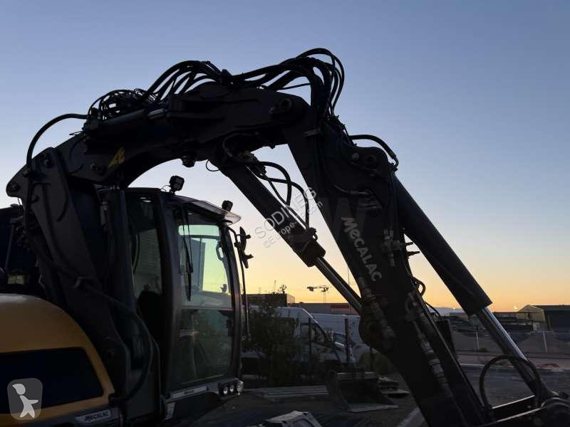 Pelle Mecalac + ROTOTILT