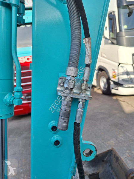 Pelle Kobelco SK-55-SRX-6