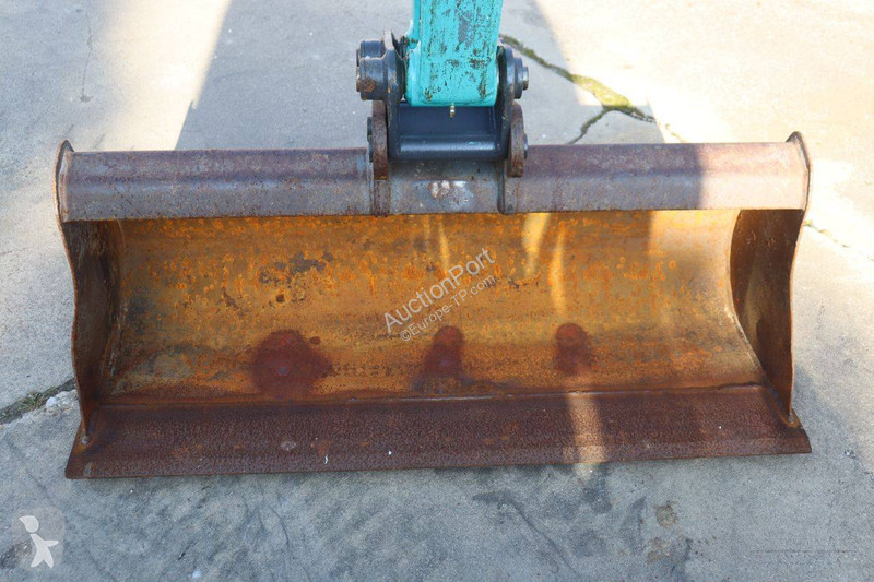 جرافة Kobelco SK25SR