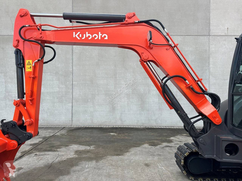 Pelle Kubota KX155-5
