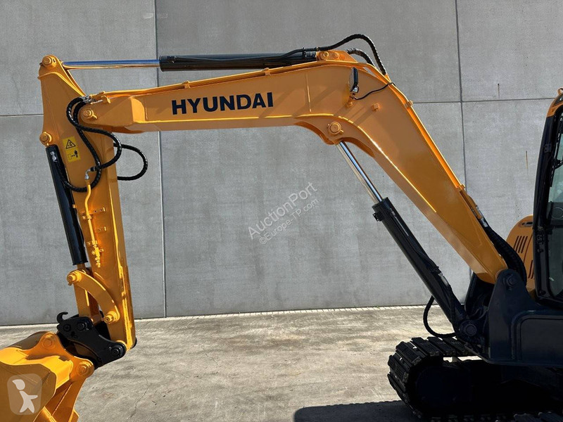 جرافة Hyundai R60VS